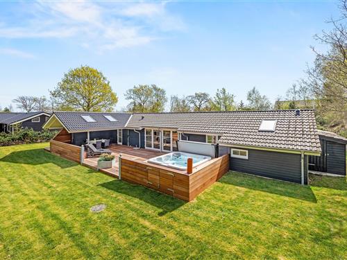 Feriehus - 8 personer -  - Thomas Jensens Vej - Henneby - 6854 - Henne Strand