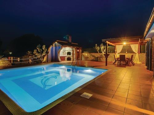 Holiday home - 6 persons -  - Vladimira Gortana - Losinj-Nerezine - 51554 - Nerezine