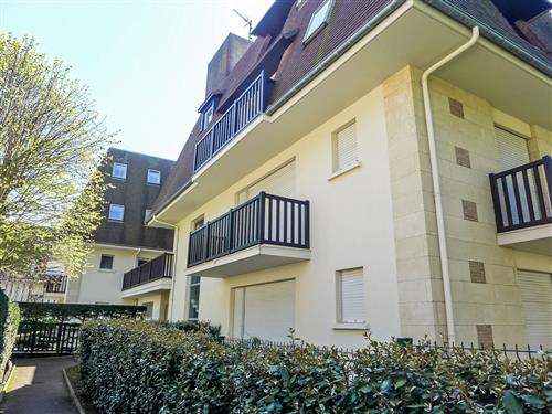 Holiday Home/Apartment - 4 persons -  - Cabourg - 14390