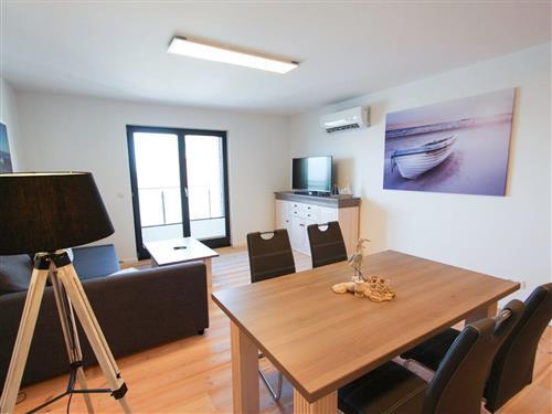 Holiday Home/Apartment - 4 persons -  - Platz der Freiheit - 18356 - Barth