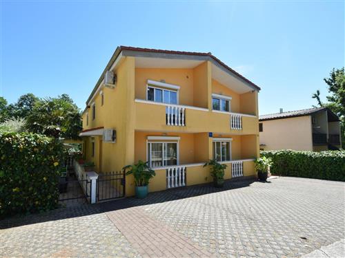 Holiday apartment - 3 persons -  - Ulica Vladimira Nazora - 51512 - Njivice