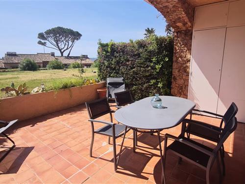 Holiday Home/Apartment - 4 persons -  - 83120 - Sainte-Maxime