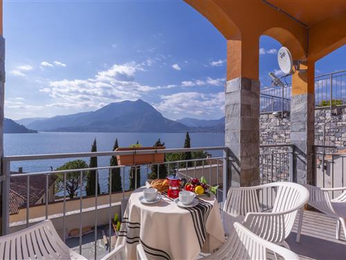 Holiday Home/Apartment - 4 persons -  - Strada Provinciale 44 Fiumelatte - 23829 - Varenna (Fiumelatte)