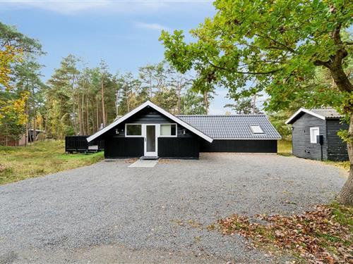 Holiday Home/Apartment - 8 persons -  - Østre Strandvej - Dueodde - 3730 - Nexø