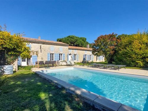 Sommerhus - 10 personer -  - rue du Port - 17260 - Cravans