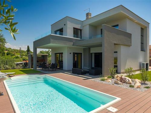 Holiday home - 8 persons -  - San Sebastian - 52460 - Buje