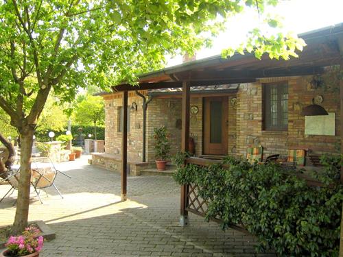 Holiday Home/Apartment - 4 persons -  - 53012 - Chiusdino - Loc. Frassini