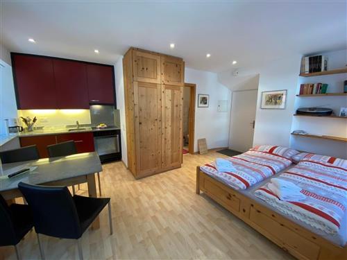 Holiday apartment - 2 persons -  - San Bastiaun - 7503 - Samedan