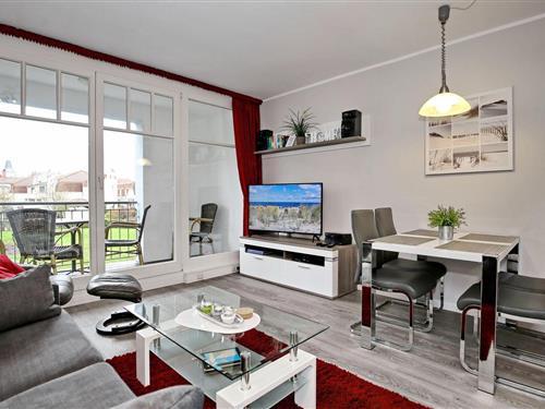 Holiday Home/Apartment - 4 persons -  - Ostseeallee - 18225 - Ostseebad Kühlungsborn