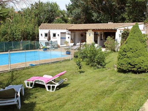 Sommerhus - 12 personer -  - Av. des Pyrénées - 11600 - Malves-En-Minervois
