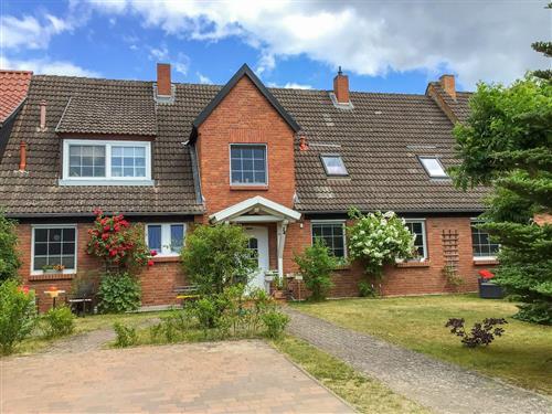 Holiday apartment - 3 persons -  - Schubertstraße - 17213 - Malchow