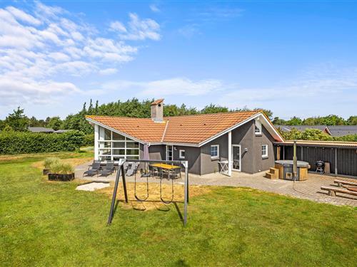 Holiday Home/Apartment - 8 persons -  - Grønnevej - 6857 - Blåvand