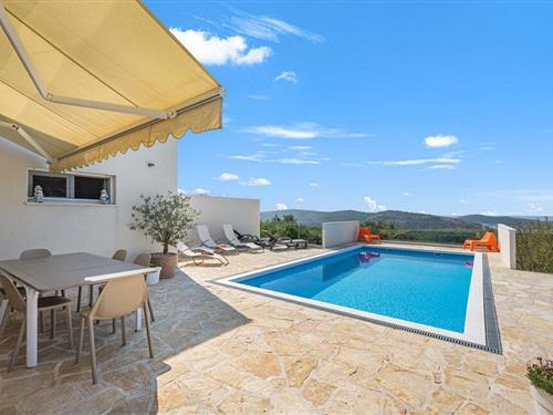 Holiday home - 8 persons -  - Jarebinjak - Rogoznica-Jarebinjak - 22202 - Jarebinjak