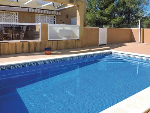 Holiday home - 4 persons -  - C/ Rodet 10, casa - 43893 - Miami Platja