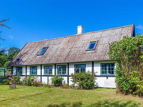 Sommerhus - 5 personer -  - Aarsdalevej - Nexø - 3740 - Svaneke