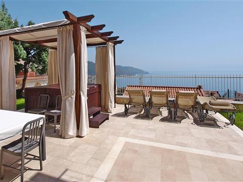 Holiday apartment - 5 persons -  - 98039 - Taormina