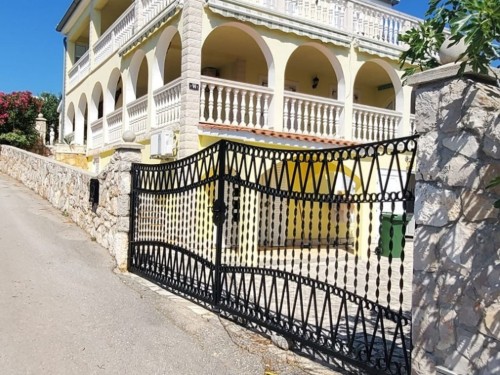 Holiday apartment - 2 persons -  - Kamenarska - 22202 - Primosten