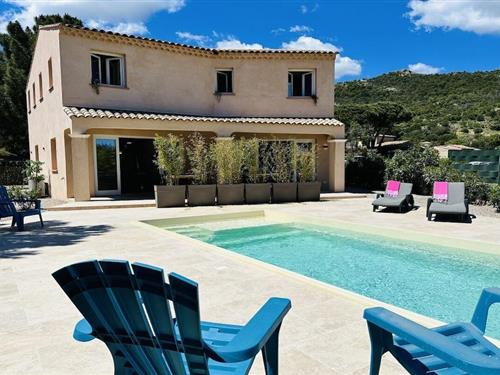 Sommerhus - 6 personer -  - 83120 - Le Plan De La Tour