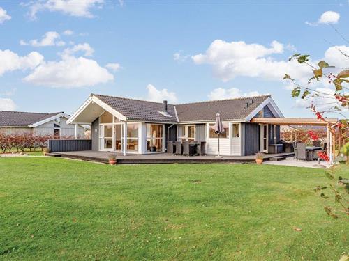 Holiday home - 8 persons -  - Thorsvej - Hasmark - 5450 - Otterup