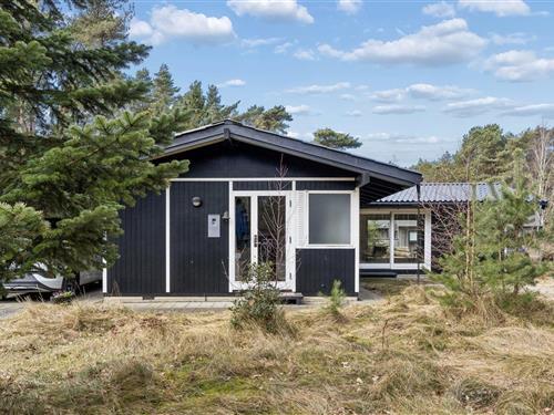 Sommerhus - 6 personer -  - Fyrreklyngen - Sømarken - 3720 - Åkirkeby