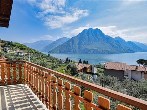 Ferieleilighet - 6 personer -  - Via Primo Maggio - 24060 - Riva Di Solto