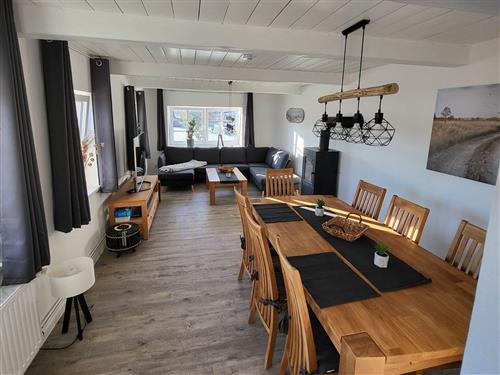 Holiday home - 7 persons -  - Esgrusschauby - 24402 - Esgrus