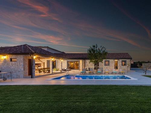 Sommerhus - 8 personer -  - Ulica III - Zadar - Zemunik Donji - 23222 - Zemunik Donji