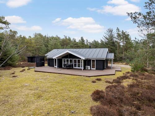 Holiday home - 8 persons -  - Grævlingevej - Lodskovvad - 9982 - Aalbæk