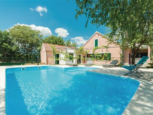 Holiday home - 6 persons -  - Donji Marini - Sibenik-Trbounje - 22320 - Trbounje