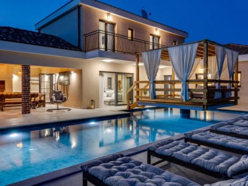 Holiday home - 10 persons -  - 23211 - Drage