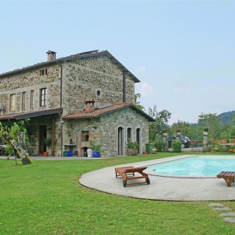 Villa - 8 personer -  - 55038 - San Romano Di Garfagnana
