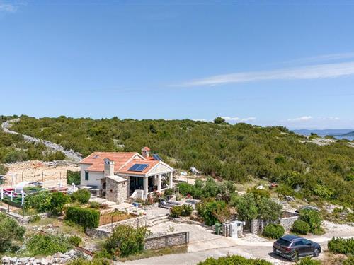 Sommerhus - 4 personer -  - Uvala Mikavica - Otok Zirje - 22236 - Zirje
