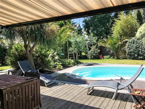 Holiday Home/Apartment - 9 persons -  - Cancale - 35630