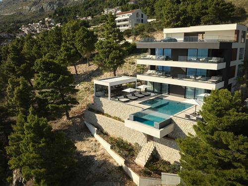 Sommerhus - 20 personer -  - Kralja Tomislava - Omis-Mimice - 21318 - Mimice