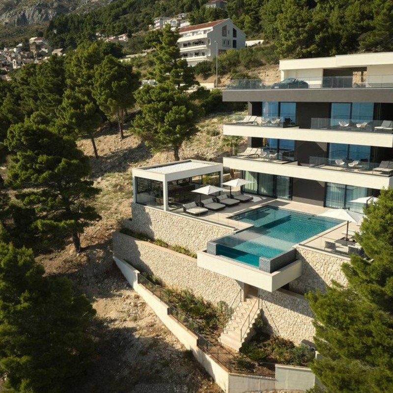 Sommerhus - 20 personer -  - Kralja Tomislava - Omis-Mimice - 21318 - Mimice
