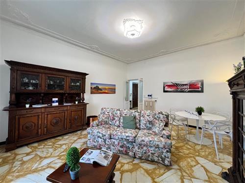 Holiday Home/Apartment - 6 persons -  - Corso Torino - 16129 - Genova