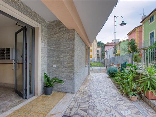 Semesterlägenhet - 5 personer -  - Via Silvio Pellico - 19013 - Deiva Marina