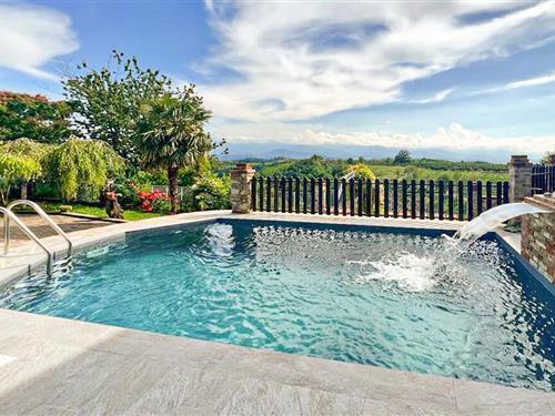 Sommerhus - 8 personer -  - Strada di San Rocco - Marsaglia - 12060 - Marsaglia Cn