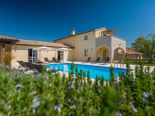 Holiday home - 10 persons -  - Trosti - Barban - 52220 - Labin - Rabac