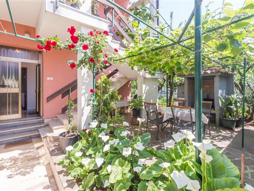 Holiday Home/Apartment - 4 persons -  - Umag - 52470 - Umag