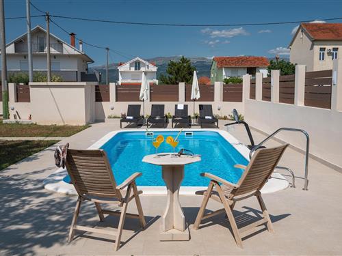 Villa - 5 personer -  - 21230 - Split-Dalmatia County