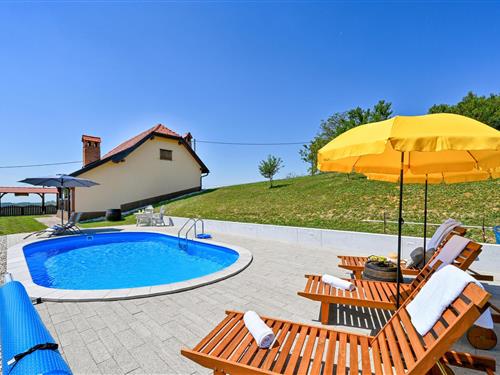 Holiday home - 6 persons -  - Slavetic - Jastrebarsko - 10450 - Slavetic