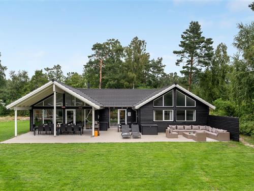 Sommerhus - 20 personer -  - Hedelærkevej - Asserbo - 3300 - Frederiksværk