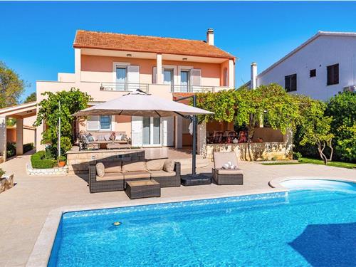 Holiday home - 8 persons -  - Ulica Obrove - Vodice-Vodice - 22211 - Vodice