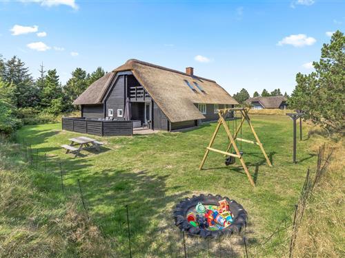 Sommerhus - 14 personer -  - Sandtoftevej - 6857 - Blåvand
