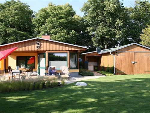 Sommerhus - 4 personer -  - 17154 - Neukalen