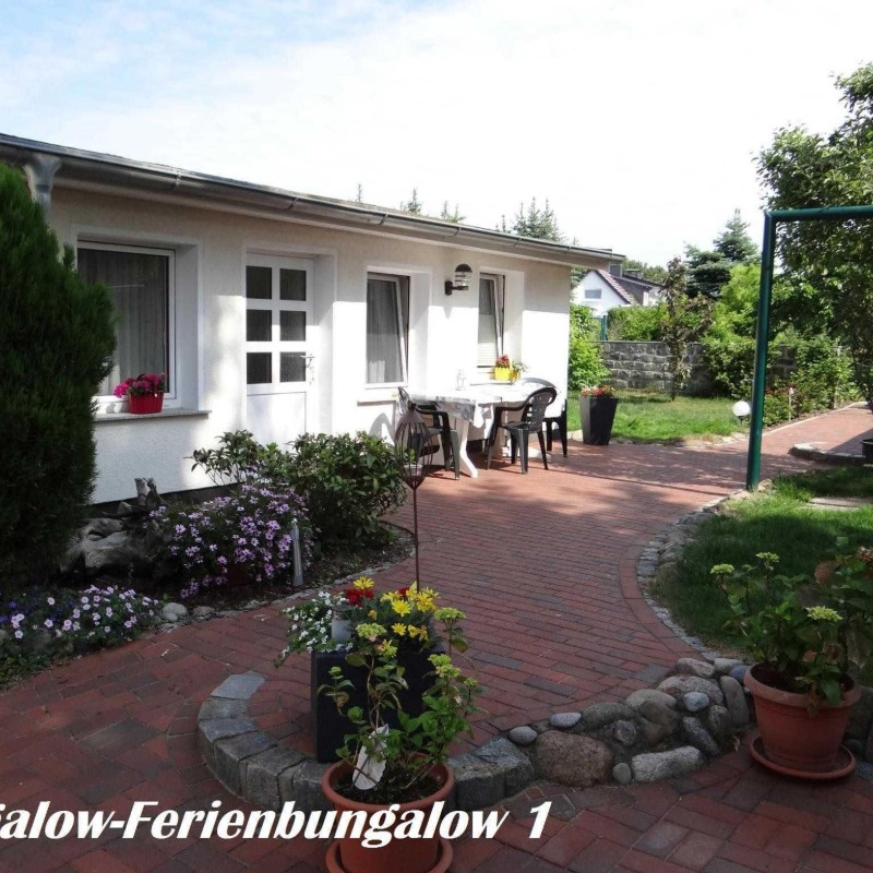 Sommerhus - 2 personer -  - Ludwig-Feuerbach-Weg - 18146 - Rostock / Dierkow-West
