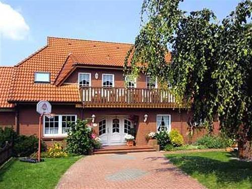 Holiday Home/Apartment - 5 persons -  - Edenserlooger Straße - 26427 - Werdum