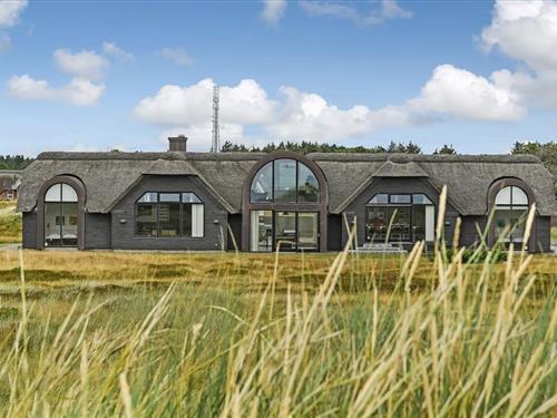 Sommerhus - 12 personer -  - Lille Strandvej - 6857 - Blåvand