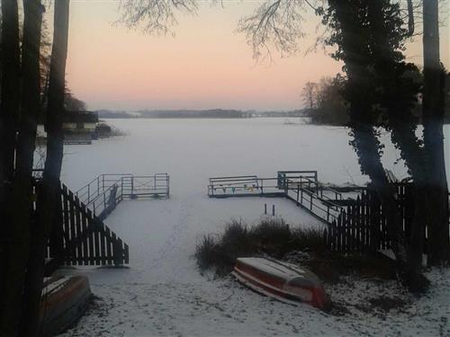 Feriehus / leilighet - 5 personer -  - idyllische Lage am Borgwall, 50 m zum See, großer Garten - 18292 - Krakow Am See